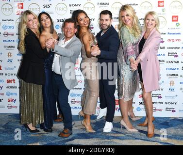 Die Besetzung von Strictly Come Dancing with the Award for Reality Programm gesponsert von Hargenant. Emma Thynn, Katya Jones, Michelle Visage, Mike Bushell, Kelvin Fletcher und Anneka Rice bei den TRIC Awards 2020 im Grosvenor Hotel, London. Bildnachweis sollte lauten: Doug Peters/EMPICS Stockfoto