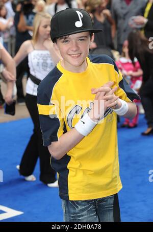 George Sampson kommt bei der UK Premiere von WALL-E im Empire Cinema, Leicester Square, London. Stockfoto