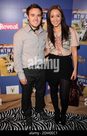 Alan Halsall und Lucy-Jo Hudson bei der Premiere von Coronation Street, Out of Africa DVD. Odeon Cinema, Druckerei, Manchester. Stockfoto