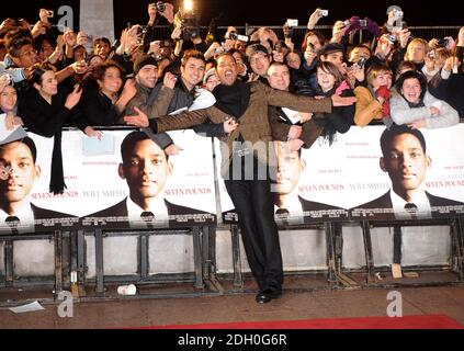 Will Smith bei der britischen Premiere von Seven Pounds, Leicester Square, London. Stockfoto