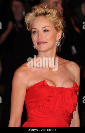 Sharon Stone bei der Ankunft für die British Academy Film Awards 2009 im Royal Opera House in Covent Garden, im Zentrum von London. Stockfoto