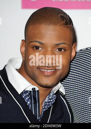 Jonathan Gill von JLS im Presselauf beim Capital 95.8 Summertime Ball mit Barclaycard im Emirates Stadium, London. Stockfoto