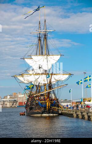 Göteborg im Hafen von Norrköping während seiner Ostsee-Tour im Jahr 2008. Es ist eine moderne Nachbildung des historischen Ost-Indiaman Göteborg I, ein Segelschiff w Stockfoto