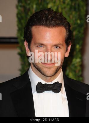 Bradley Cooper bei der Vanity Fair Oscar Viewing Party 2010 im Sunset Tower, Los Angeles Stockfoto