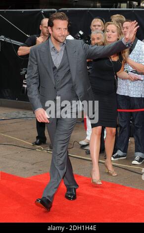 Bradley Cooper kommt bei der UK Premiere von The A Team, Empire Cinema, Leicester Square, London. Stockfoto