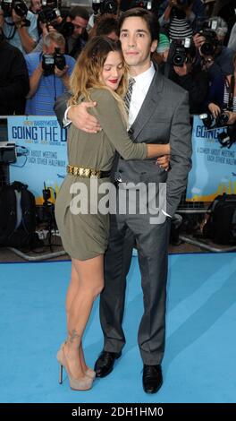 Drew Barrymore und Justin Long bei der Weltpremiere von Going the Distance, Vue Cinema, Leicester Square, London. Stockfoto