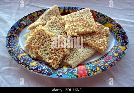 Äthiopische injera Fladenbrot aus Teffmehl Stockfoto