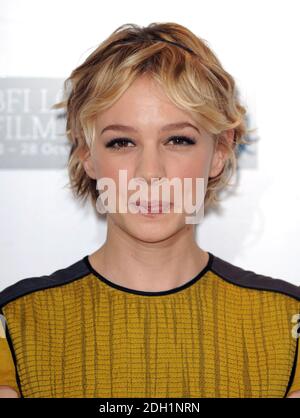 Carey Mulligan nimmt im Rahmen des 54. BFI London Film Festival an einer Fotowand für den Film Never Let Me Go im Vue-Kino in London Teil. Stockfoto