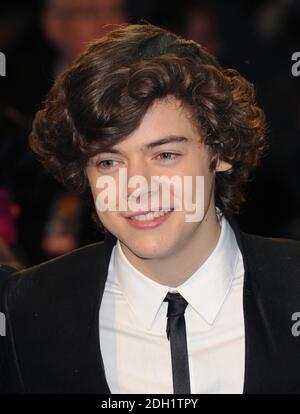 Harry Styles of One Direction Ankunft zur Königlichen Premiere der Chroniken von Narnia: Die Reise des Dawn Treader am Odeon Leicester Square, im Zentrum von London. Stockfoto