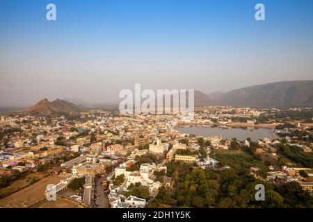Indien, Rajasthan., Pushkar, Luftaufnahme von Pushkar Stockfoto