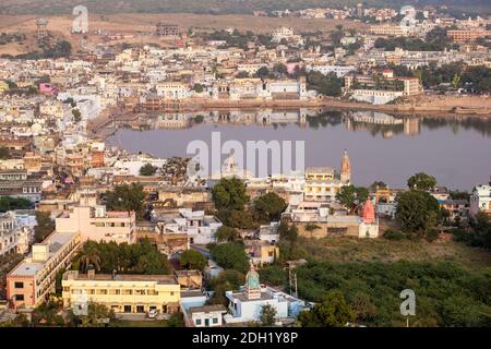 Indien, Rajasthan., Pushkar, Luftaufnahme von Pushkar Stockfoto