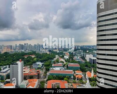 SINGAPUR - 7. Mai 2017: Luftpanorama über die Wohnseite der Stadt. Stockfoto