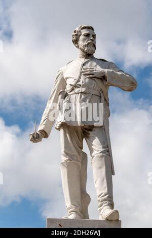 Julio Grave de Peralta Statue in Holguin Stadt, Kuba Stockfoto