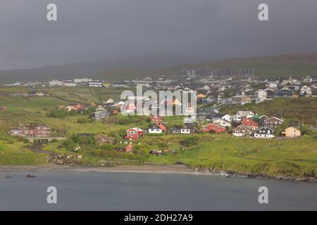 Blick über Torshavn, Hauptstadt und größte Stadt der Färöer-Inseln / Färöer-Inseln auf der Insel Streymoy Stockfoto