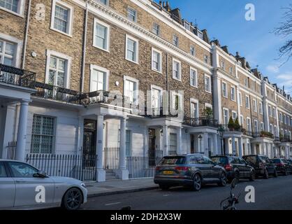 Exklusive Stadthäuser in Knightsbridge. Stockfoto