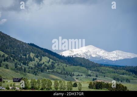 Einen schönen Blick auf den Blick auf die Natur im Yellowstone Nationalpark, Wyoming Stockfoto