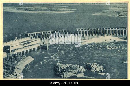 Dnjepr-Wasserkraftwerk, Blick von Khortytsya Stockfoto