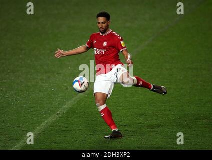 Zak Vyner von Bristol City während des Sky Bet Championship-Spiels am Ashton Gate in Bristol. Stockfoto