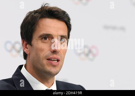 Handout Foto - Co-Präsident von Paris 2024 Kandidatur Tony Estanguet während der Paris 2024 Kandidatur Präsentation im SwissTech Auditorium, in Lausanne, Schweiz, am 11. Juli 2017. Foto von Philippe Millereau/Paris2024/ABACAPRESS.COM Stockfoto