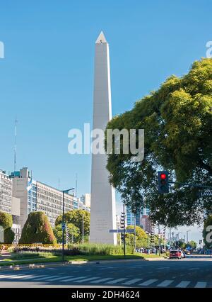 Der Obelisk an der Avenida 9 de Julio, Buenos Aires, Argentinien Stockfoto