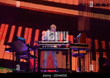 Jean Michel Jarre spielt live auf der Bühne des Festival Les Vieilles Charrues in Carhaix, Frankreich am 15. Juli 2017. Foto von Julien Reynaud/APS-Medias/ABACAPRESS.COM Stockfoto