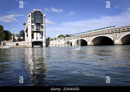 Illustration des Ministeriums für Wirtschaft und Finanzen von Bercy in Paris, Frankreich, am 21. Juli 2017. Foto von Alain Apaydin/ABACAPRESS.COM Stockfoto