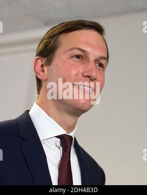 Trump Senior Advisor Jared Kushner verlässt das Amt, nachdem er vor dem US Senate Select Committee on Intelligence über seine Rolle bei der Begegnung mit den Russen im Zusammenhang mit den US-Präsidentschaftswahlen 2016 auf dem Capitol Hill in Washington, DC, USA, am Montag, dem 24. Juli 2017, berichtet hat. Foto von Ron Sachs / CNP/ABACAPRESS.COM Stockfoto