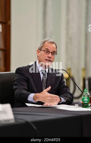 Washington, Vereinigte Staaten Von Amerika. Dezember 2020. Peter Swire, Elizabeth und Tommy Holder Chair of Law and Ethics, Georgia Tech Scheller College of Business, und Research Director, Cross-Border Data Forum erscheint vor einem Senatsausschuss für Handel, Wissenschaft, Und Transportation Hearing, um die Entwertung des Privacy Shield EU-USA und die Zukunft der transatlantischen Datenströme zu untersuchen, im Russell Senate Office Building auf dem Capitol Hill in Washington, DC, Mittwoch, 9. Dezember 2020. Quelle: Rod Lampey/CNP Credit: dpa/Alamy Live News Stockfoto