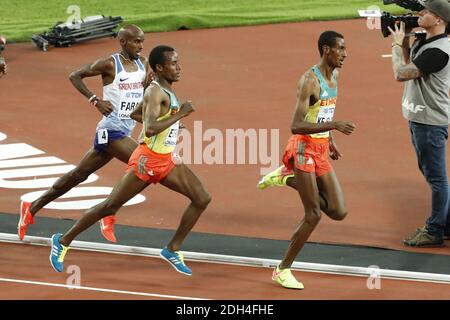 Der britische Mo Farah (links) wird am 9. Tag der IAAF World Championships 2017 im London Stadium, UK, am Samstag, 12. August 2017, Zweiter im Finale der Männer über 5000 Meter. Foto von Henri Szwarc/ABACAPRESS.COM Stockfoto