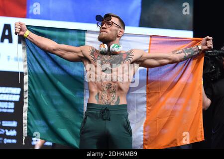 Conor McGregor während der Einwaage in der T-Mobile Arena, Las Vegas, NV, USA, am Freitag, 25. August 2017. Foto von Lionel Hahn/ABACAPRESS.COM Stockfoto