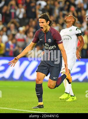 PSG's Edinson Cavani während des französischen Spiels der Ersten Liga PSG gegen SAINT Etienne, das am 25. August 2017 im Stadion Parc des Princes in Paris, Frankreich, stattfand. Foto von Christian Liewig/ABACAPRESS.COM Stockfoto