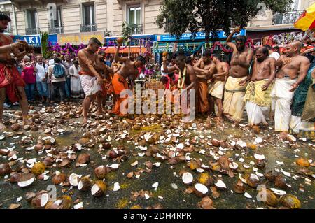 Hindu-Gemeinschaft feiert 22. Ganesh Festival in Paris, Frankreich, am 27. August 2017. Lord Ganesh, eine der populärsten Hindu-Gottheiten, wird geglaubt, um Fortschritt, Wohlstand und Weisheit zu gewähren. Foto von Francois Pauletto/ABACAPRESS.COM Stockfoto