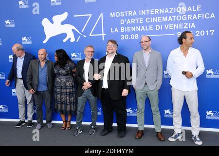 Alexandre Desplat , Richard Jenkins, Octavia Spencer, Sally Hawkins und Guillermo Del Toro beim Shape of Water Photocall während des 74. Internationalen Filmfestivals von Venedig (Mostra di Venezia) am 31. August 2017 im Lido, Venedig, Italien. Foto von Aurore Marechal/ABACAPRESS.COM Stockfoto