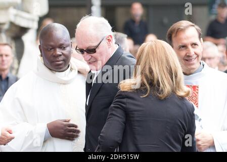 Der Ehemann von Mireille Darc, Pascal Desprez, nahm am 1. September 2017 an der Trauerfeier der französischen Schauspielerin Mireille Darc in der Kirche Saint-Sulpice in Paris Teil. Foto von Berzane-WytersABACAPRESS.COM Stockfoto