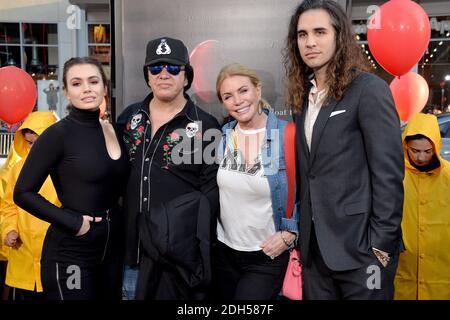 Sophie Simmons, Gene Simmons, Shannon Tweed und Nick Simmons besuchen die Premiere von IT im TCL Chinese Theatre am 5. September 2017 in Los Angeles, CA, USA. Foto von Lionel Hahn/ABACAPRESS.COM Stockfoto