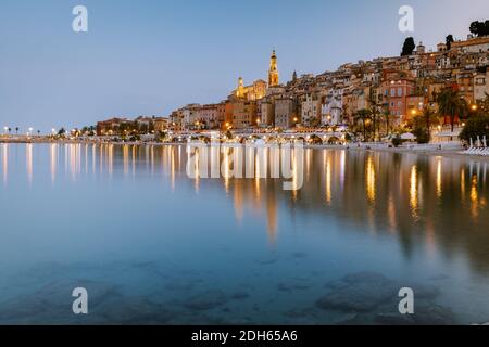 Menton Frankreich,Cote d Azur Frankreich, Blick auf den alten Teil von Menton, Provence-Alpes-Cote d'Azur, Frankreich Stockfoto