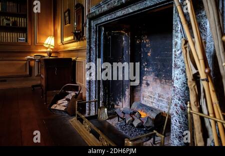 Interieur des antiken Herrenhauses Avebury aus dem 16. Jahrhundert in Avebury England Stockfoto
