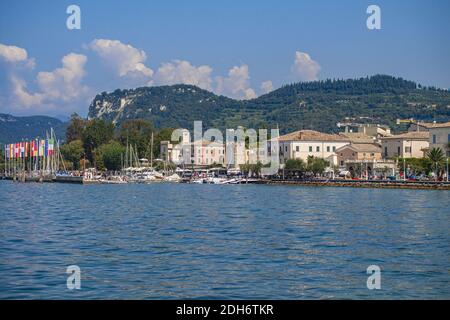 Blick auf den Gardasee in Italien von Bardolino 15 Stockfoto