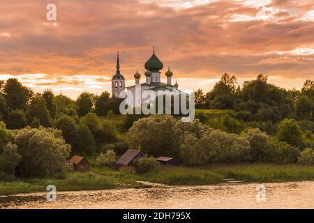 Kloster im Dorf Staraya Ladoga - Leningrad Region Russland Stockfoto