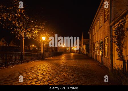 Die Holm, traditionelle Wohnquartiere der Fischer, Stadt Schleswig, Schlei, Ostsee, Schleswig-Holstein, Norddeutschland, Mitteleuropa Stockfoto