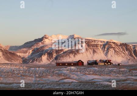 Arnarstapi auf der Snaefellsnes Halbinsel, Island, Europa im Winter Stockfoto