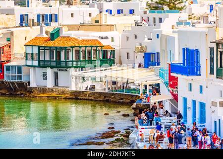 Griechische Taverne in Little Venice, Mykonos, Griechenland Stockfoto