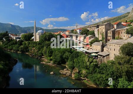 Karadjoz-Bey-Moschee (Karagoz-Mehmed-Beg-Moschee), Mostar, Bosnien und Herzegowina Stockfoto