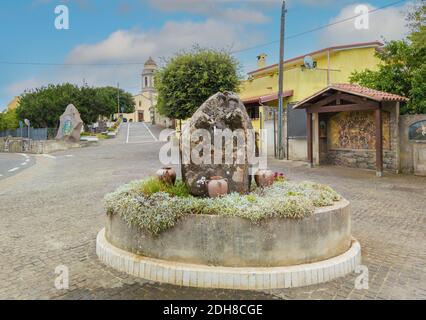 Sennariolo (Italien) - das schöne historische Zentrum einer der kleinsten Gemeinden in Sardinien Region und Insel, mit nur 168 Einwohnern, Oristano Stockfoto