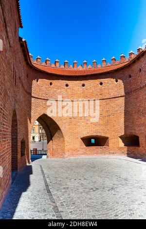 Warschau, Polen Barbican oder Barbakan Stockfoto