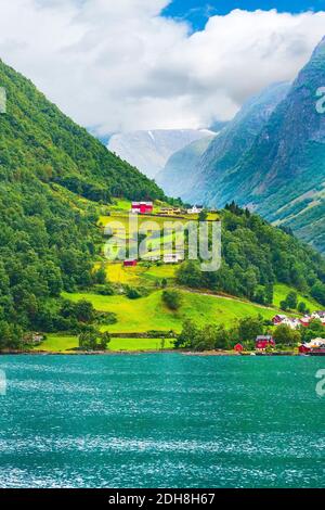 Norwegen Dorf und Fjord Landschaft Stockfoto