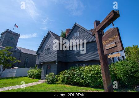 Jonathan Corwin House ist bekannt als das Witch House in der 310 Essex Street im historischen Stadtzentrum von Salem, Massachusetts, USA. Stockfoto