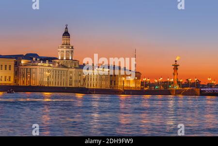 Newa Flusspanorama - Sankt-Petersburg Russland Stockfoto