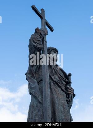 22. März 2020, Moskau, Russland. Das Denkmal Fürst Wladimir des Großen auf dem Borowizkaja Platz in Moskau. Stockfoto