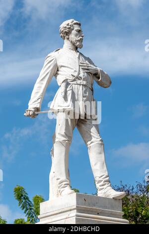 Julio Grave de Peralta Marmorstatue in Holguin, Kuba Stockfoto